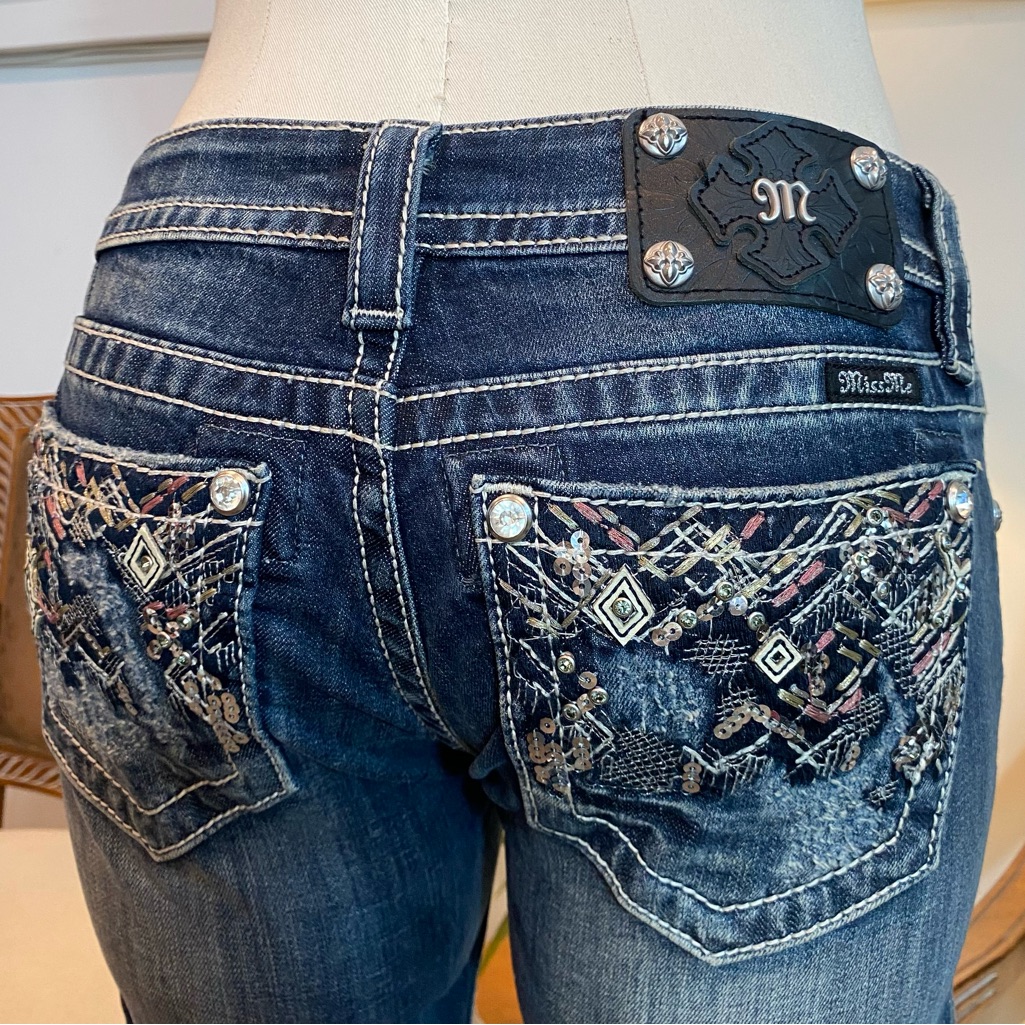 Y2k Miss Me Dark Blue Capri Cropped Jeans, 28" Waist